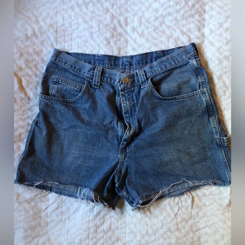 Vintage Wrangler cutoff shorts
